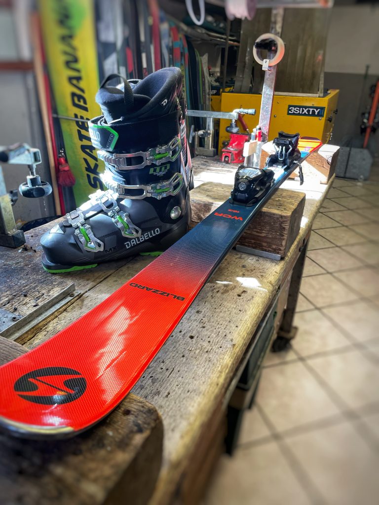 Ski Hire in Sauze d'Oulx. Ski equipment service, brand new for winter 2025/26. Ski Boots, Helmets, poles, all ski rental and snowboard hire in the best shops in Sauze d'Oulx