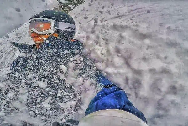 Women & Girls snowboarding. Angie from Monsguide, snowboard & ski lessons in Sauze d'Oulx, learning with english speaking instructor falling in snow.