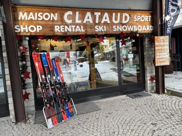 Ski & Snowboard Rental Sauze d'Oulx - Maison Clataud Sport 2